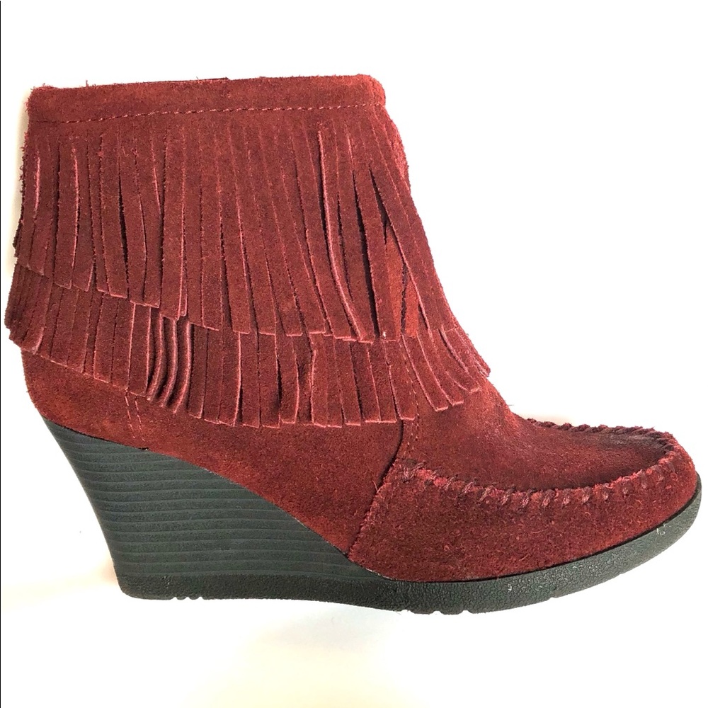 Minnetonka burgundy suede wedge ankle boot